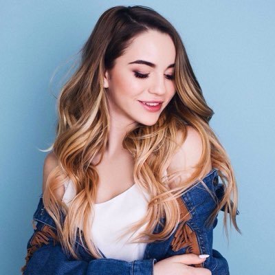Обложка к песне Красным Мелом от Maryana Ro