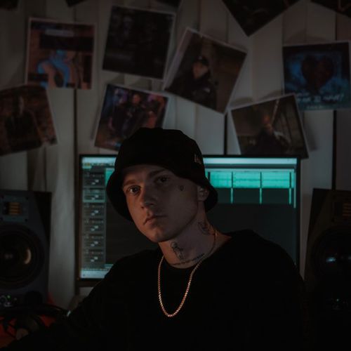 Обложка к песне Пьедестал от Groove