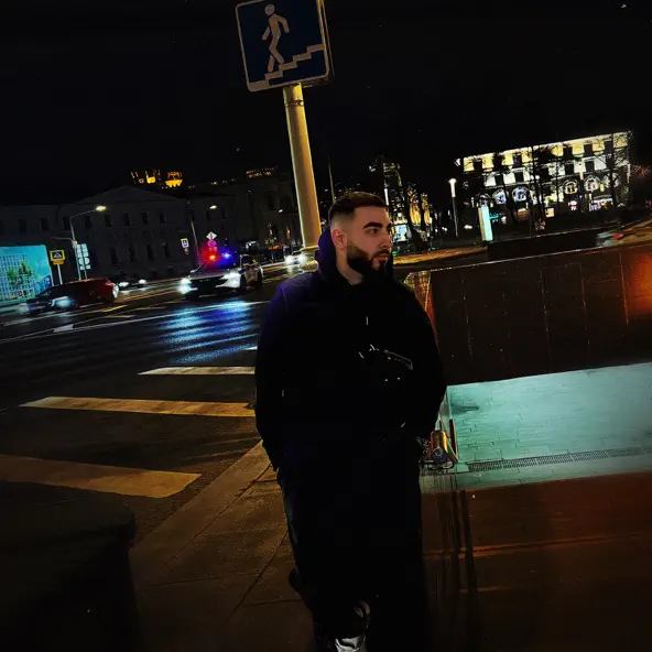 Обложка к песне По Улицам Летнего Города от Mealon