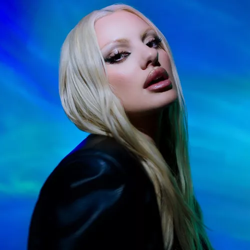 Обложка к песне Vanilla Chocolat (feat. Connect R.) от Alexandra Stan
